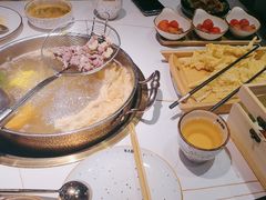 -牛人日志·鲜牛肉骨汤火锅(万科里瑧店)