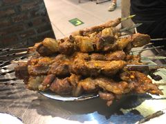 -马路牙子烧烤音乐酒馆(望京店)