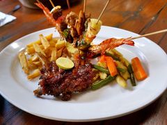 -Pundi Pundi Restaurant