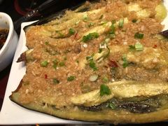 -霄汉牛三鲜湖北砂锅菜(万松园2店)