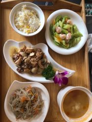 -卓玥国际月子会所(罗山路店)
