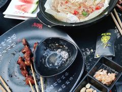 -何师烧烤Pro ·江湖川菜·小龙虾·精酿(太古里旗舰店)