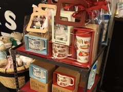 -星巴克(西藏路店)