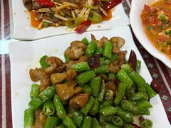 火爆肥肠-郑姐私房菜•家常菜