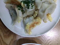 -三好食堂(煎饺·馄饨·肉饼米线·盛世广场店)