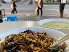 -三百碗宝应长鱼面(板仓街店)