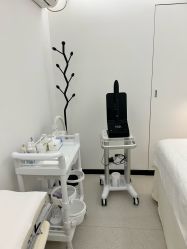 -JNK皮肤管理中心