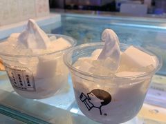 椰子冰淇淋-喜茶(上海正大广场店)