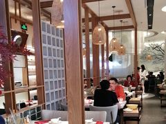 -三人行骨头王火锅(长寿店)