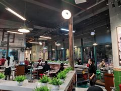 大堂-憨铁匠老火锅(龙岗万科里店)