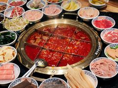 -周小明火锅(黑金冠社区店)