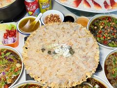 -官塘陈记鱼生·潮汕砂锅粥·牛肉火锅(潮枫路总店)