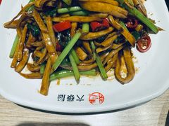 -六泰居·尔滨地标·东北菜(黄河路店)