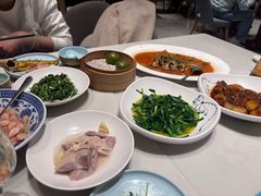 -泓历皇朝酒店(东亭店)