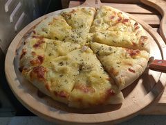 -四囍码头海鲜烧烤自助火锅(外滩南京东路悦荟广场店)