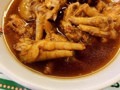 鲍汁花菇焖鸡脚-七爷清汤腩·港式餐厅(金狮广场店)