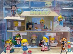 -泡泡玛特POPMART(杭州乐堤港店)