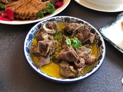 -山明水秀大饭店