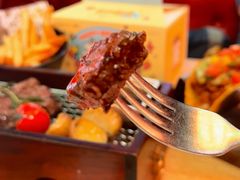 -Famous肥猫墨西哥音乐餐吧(五棵松华熙LIVE店)