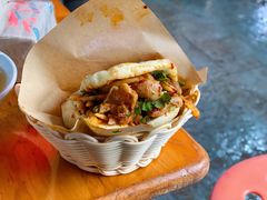 肥肠咔饼-豆相识•九九豆腐脑(牛咡桥店)