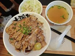 -熊吞·大碗丼烧肉饭(济宁万达广场店)