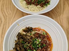-弄堂咪道-饭香·面香·馄饨香(汇锦广场店)