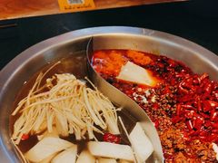 -沸炉重庆老火锅(军事博物馆店)
