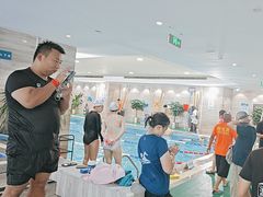 -小蓝鲸游泳培训基地(石景山店)