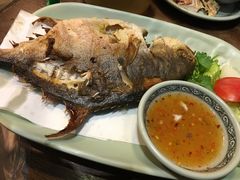 -大头虾越式风味餐厅(光明广场店)