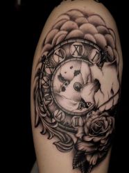 -木子·纹身店TATTOO穿孔·洗纹身