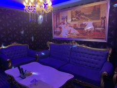 -K歌之王量贩式KTV(洪楼店)