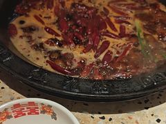 -红九格老火锅(三峡广场店)