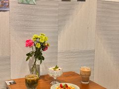 -ommo cafe(半岛城邦店)