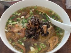 -子潇春庞牛腩粉(三大银行店)