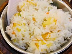 土豆焖饭-滇香肴·云南菜蒸汽石锅鱼(云南北路店)
