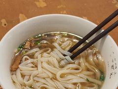 -矮子粉店1985·长沙米粉(湘春路店)