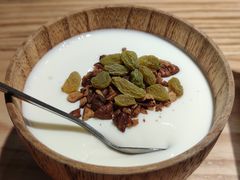 空运来的新疆酸奶-谷丽麦馕新疆菜·清真(步步高梅溪新天地店)