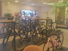 -英派斯健身旗舰店(海信国际中心馆)