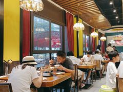 -黄泥岗·地道湖北菜(奥特莱斯店)