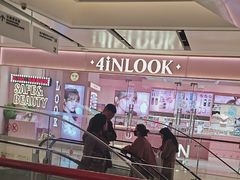 -王府井百货熙地港店