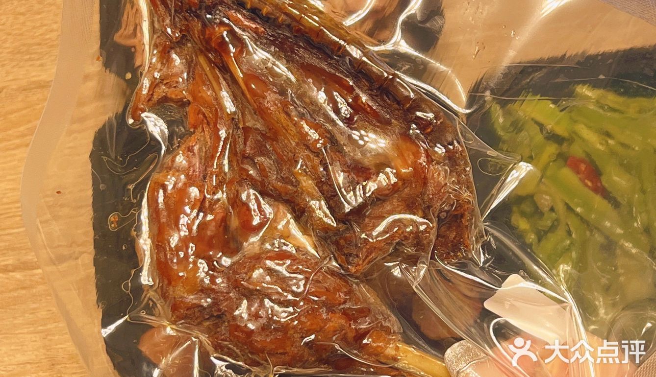 追剧游戏必备😋买到了肉多又好吃的鸭脖