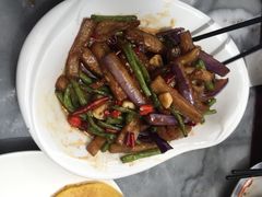 iphone_upload_pic-蔼若春.传承三十年云南菜(金碧公园店)