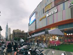 -吾悦广场(南京鼓楼店)