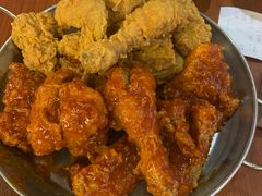 -BHC炸鸡(明洞总店)