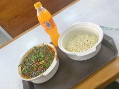 -刘记特色牛杂面(总店)