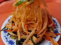 -吾穆勒蓬灰牛肉面·清真(北滨河中路店)