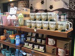 零售区-星巴克臻选(成都宽窄巷子店)