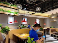 大堂-黄记煌三汁焖锅(宽城万达店)