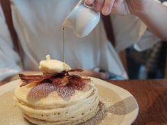 -ROAST coffee & eatery