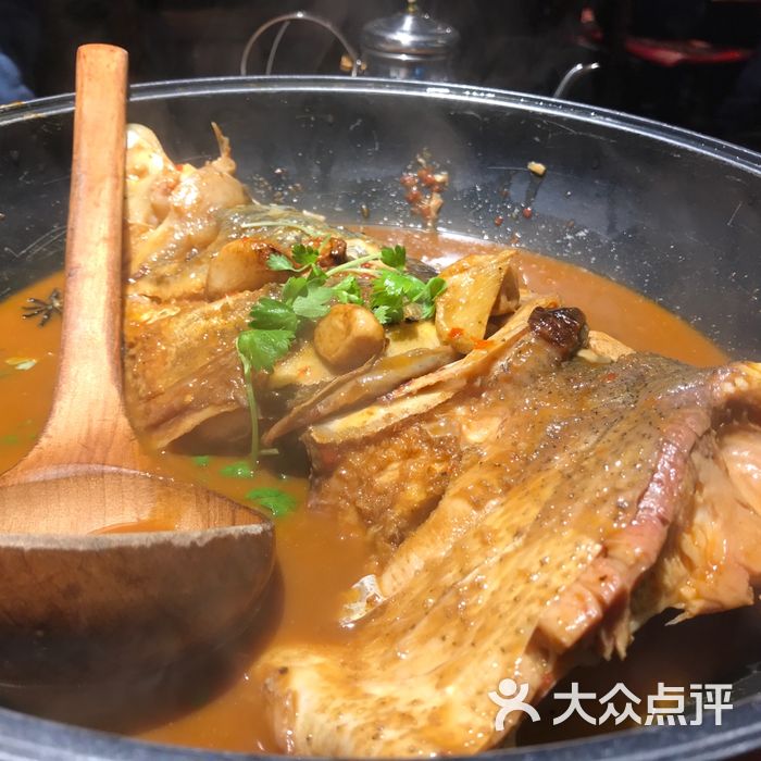 唐瑞隆魚頭泡飯